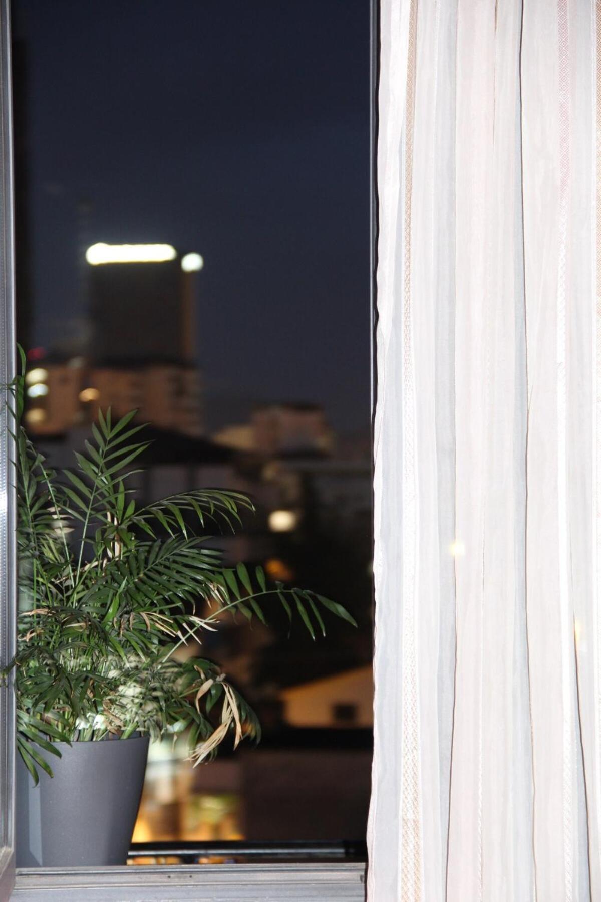 Cozy Big Apartment With Balcony Tirana Exterior photo